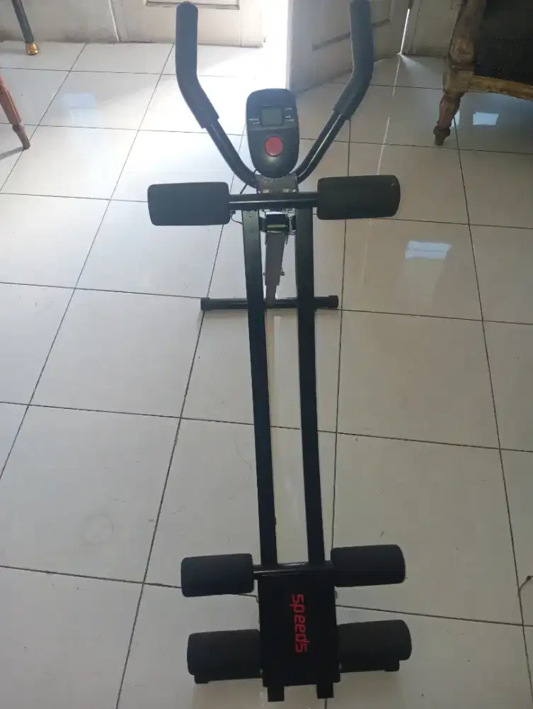 Alat gym keciljan perut