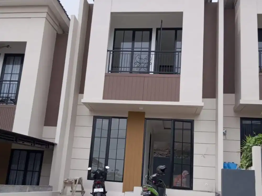 Rumah bagus furnished Grand Armina Grafika Banyumanik