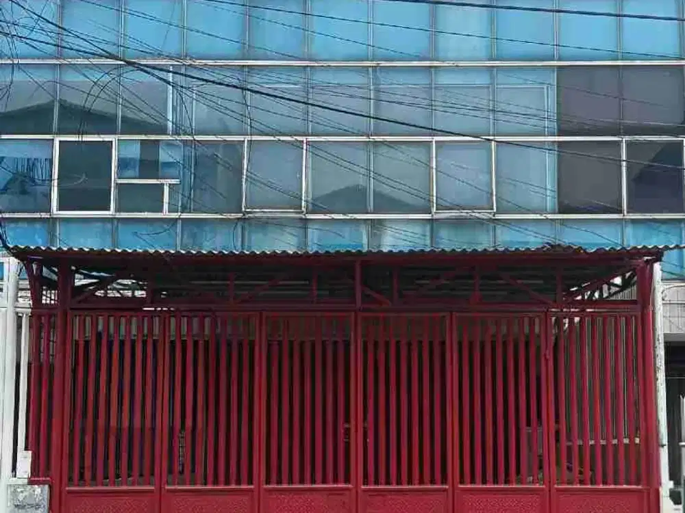 Ruko usaha siap pakai 3,5 lantai row jalan 3 mobil disewakan lokasi strategis Cideng Jakarta Pusat