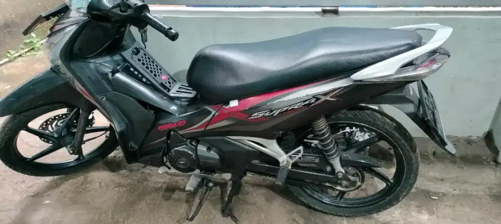 Jual Butuh SUPRA X 125 helmin