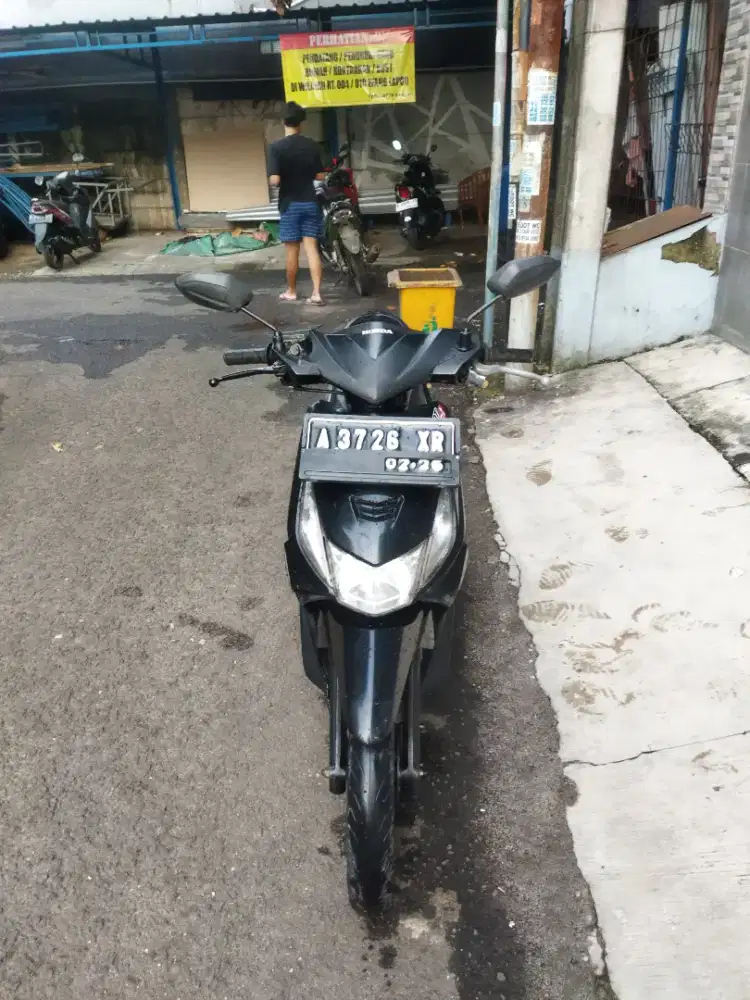 Honda Beat Karbu THN 2011