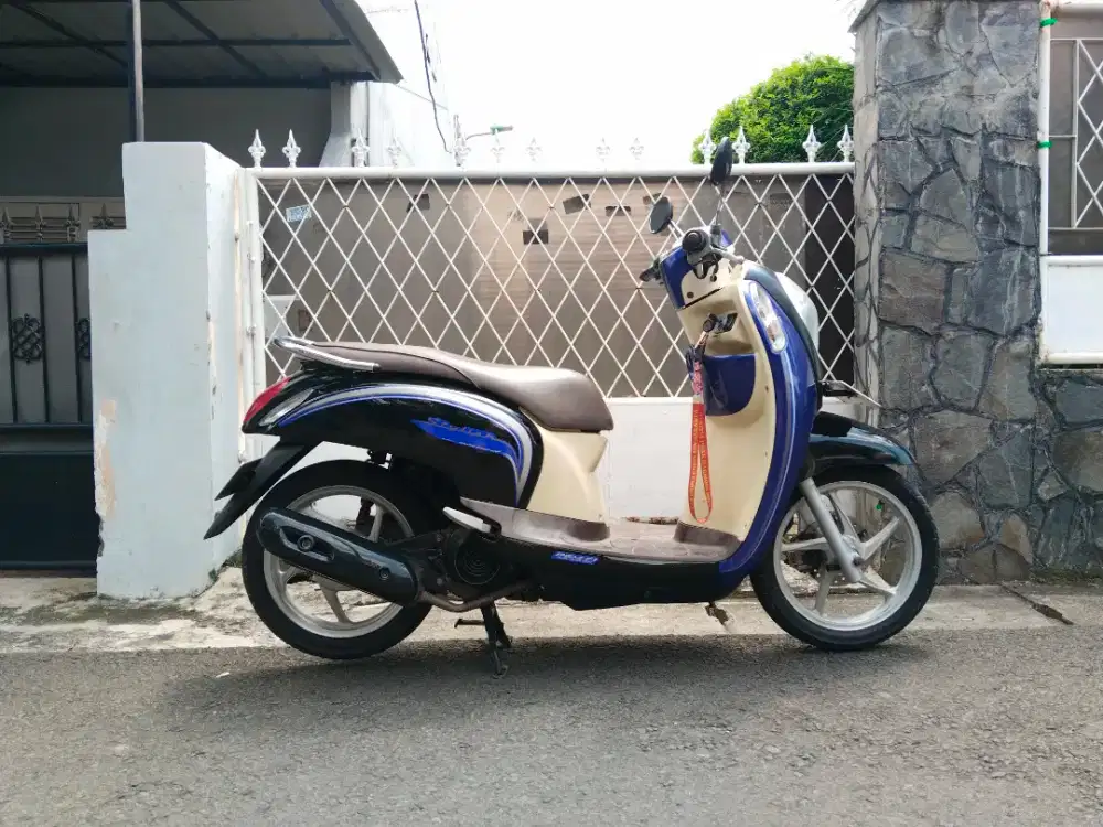 HONDA SCOOPY FI TAHUN 2014 NO KENDALA SS KOMPLIT PAJAK ON