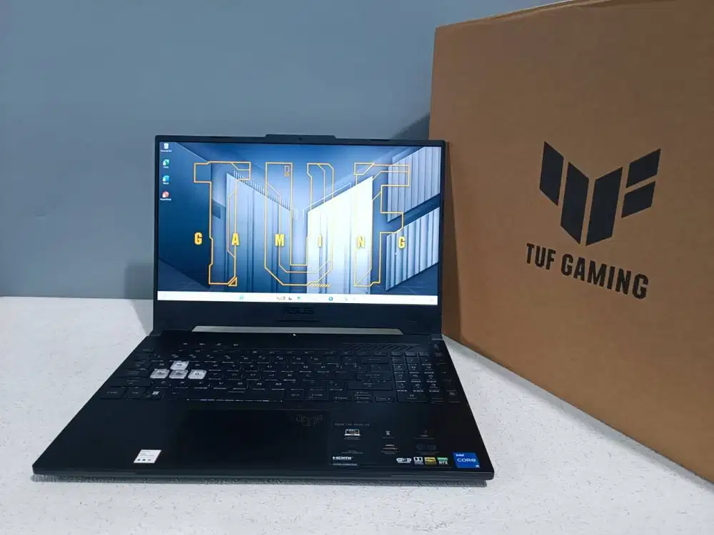 AsusTUF Dash FX517ZC i5-12450H 8/512GB RTX 3050 4GB FHD 144Hz Garansi