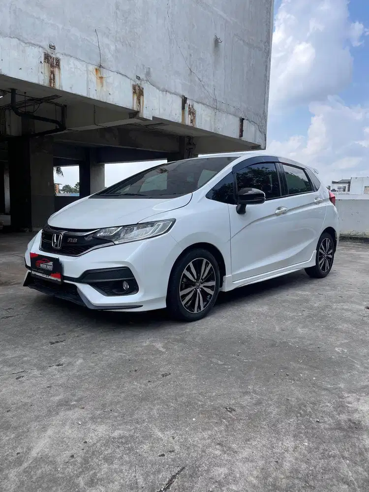Honda Jazz RS CVT 2018
