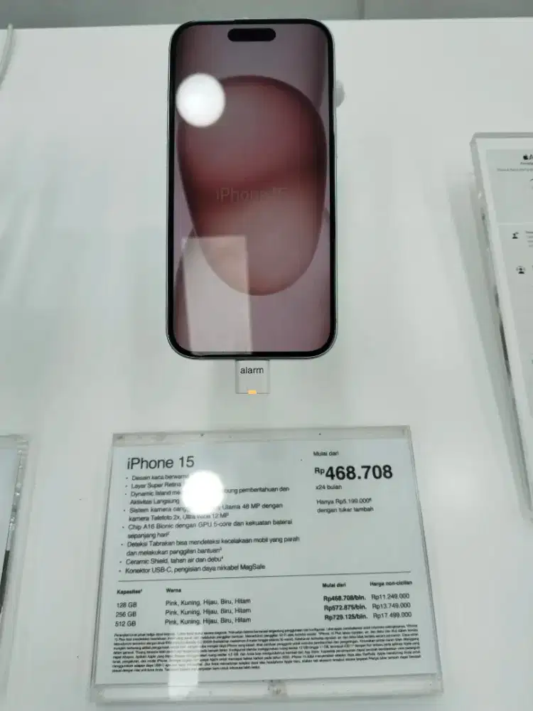 iPhone15 internal 128GB