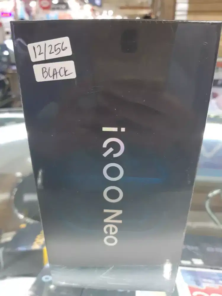 Vivo iqoo neo 10 5g 12/256 resmi