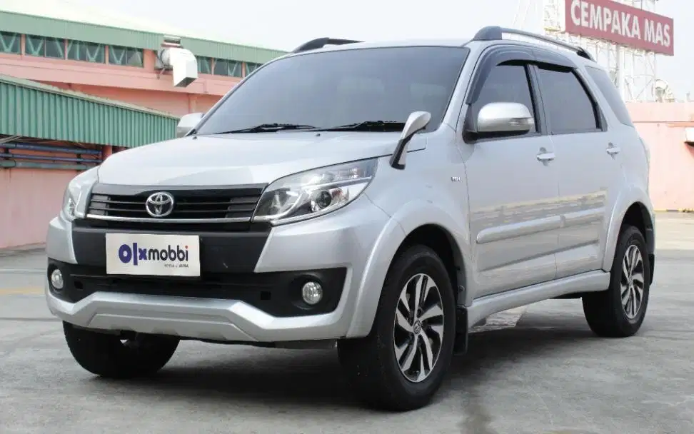 TDP 7,JT Toyota Rush 1.5 G Bensin-MT Silver 2016