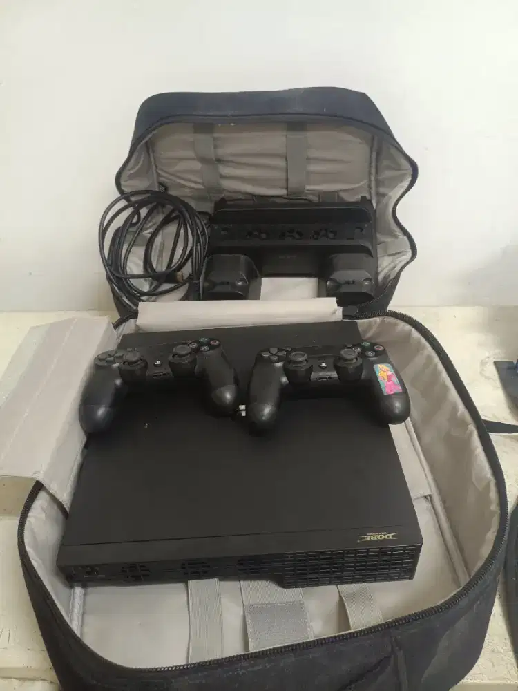 PS 4 Pro Slim Original