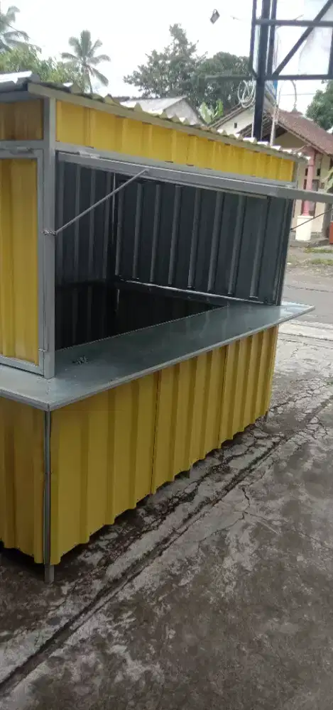 Booth Kontainer Serbaguna