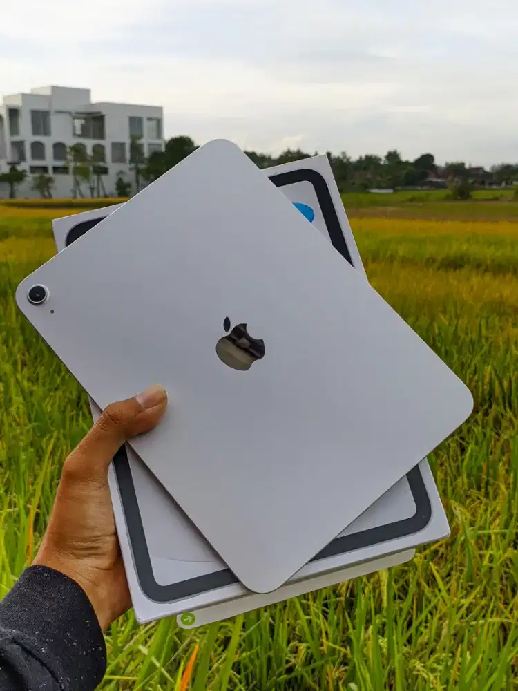 iPad 11 128 GB Like New