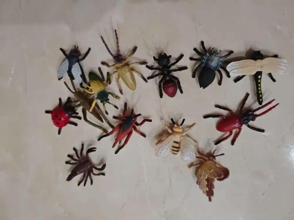 Preloved mainan serangga