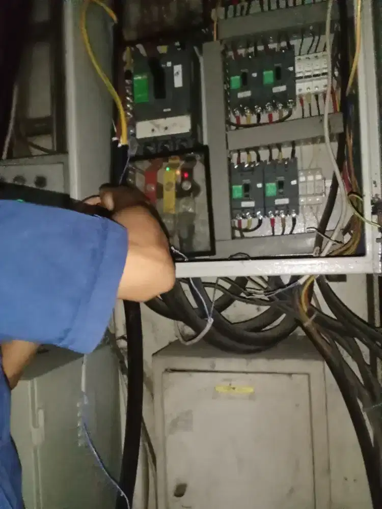 JASA LISTRIK BERGARANSI