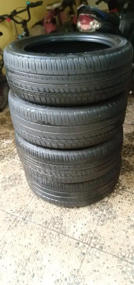 DUNLOP Enasave 215/60R17