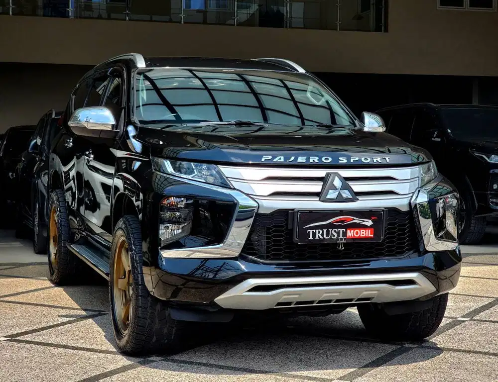 KM 50 RB!! MITSUBISHI PAJERO SPORT DIESEL AUTOMATIC 2021 BLACK