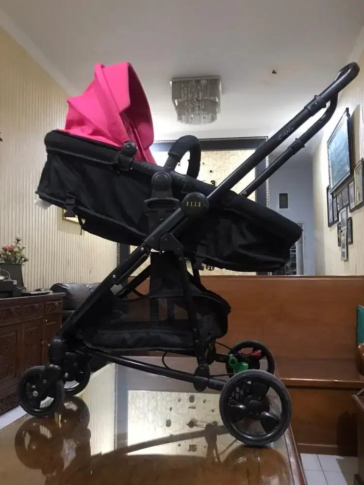 Di jual Stroller merk ELLE
