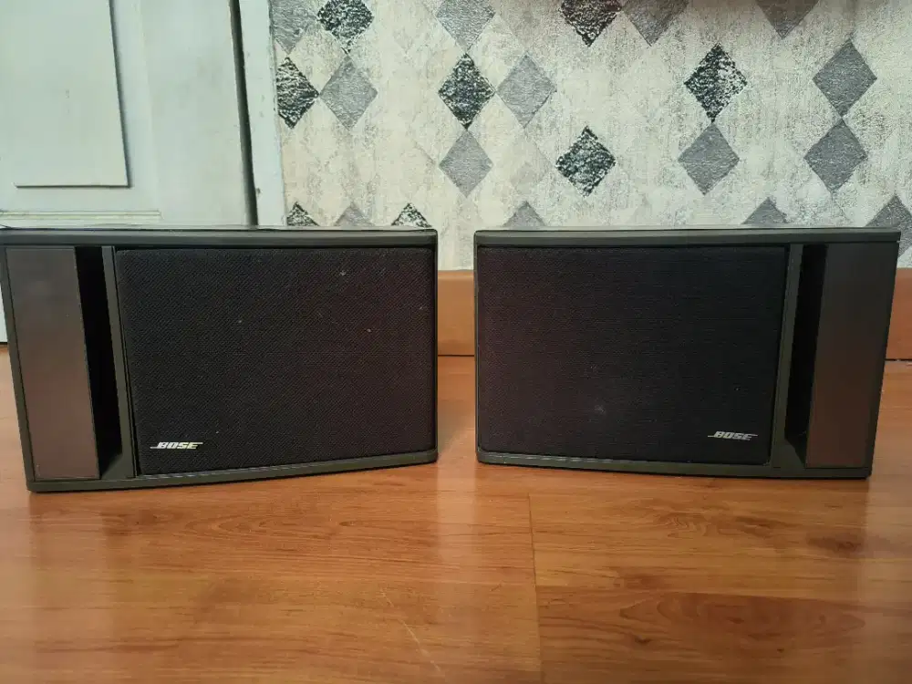 Speaker Bose 141 (Made In Mexico)