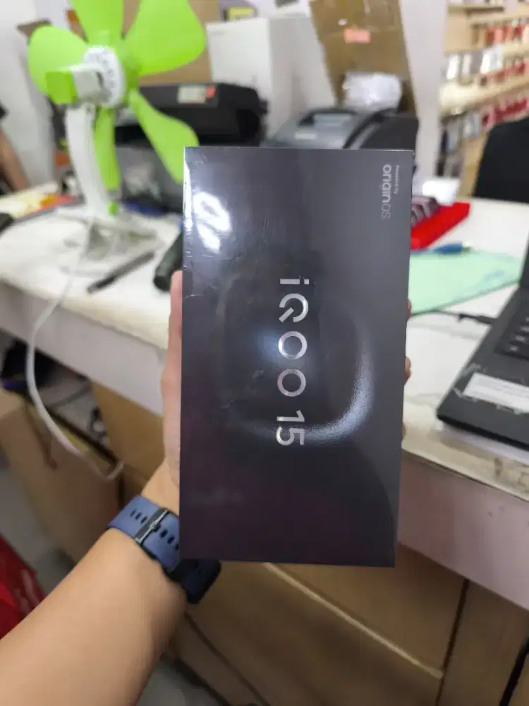 IQOO 15 Ram 16 / 1 TB