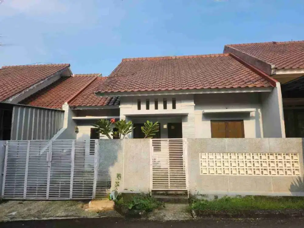 Jual Rumah Minimalis Modern Siap Huni di Mutiara Sentul, Kab. Bogor