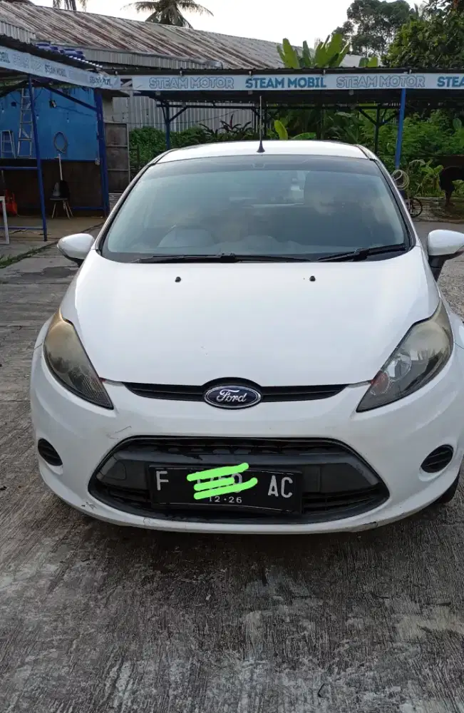 Jual Ford Fiesta 1,4 Pajak Panjang F Bogor