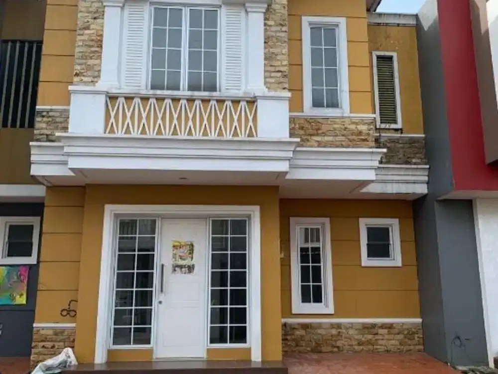 Rumah Dekat Kawasan Pendidikan, Kuliner dan Mall di Malibu Village Gading Serpong