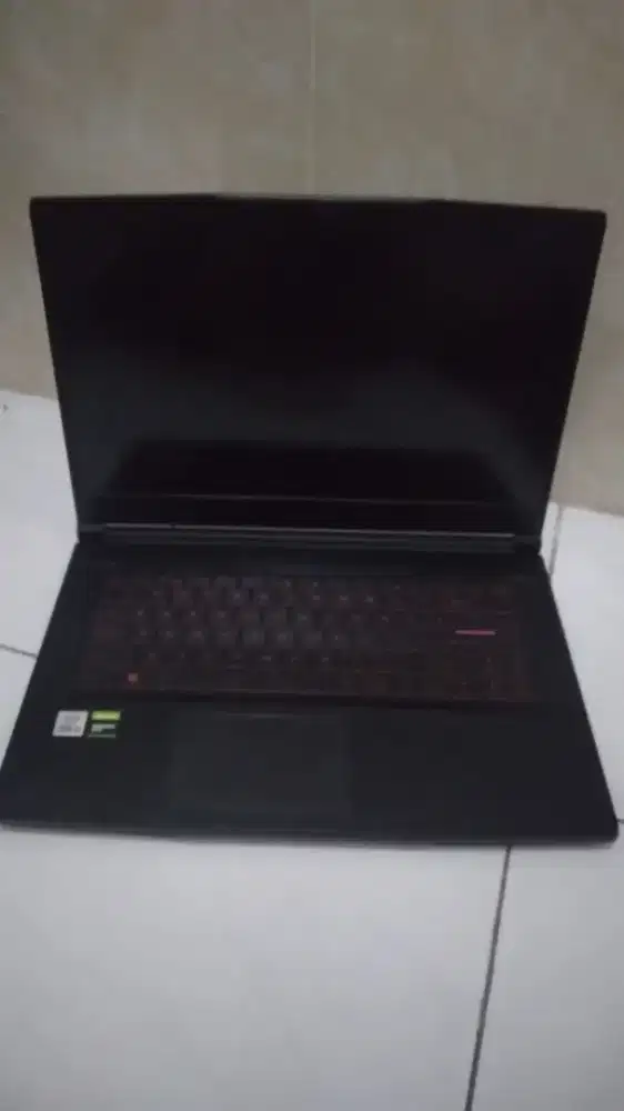 Jual laptop second msi gf63 thin 10sc