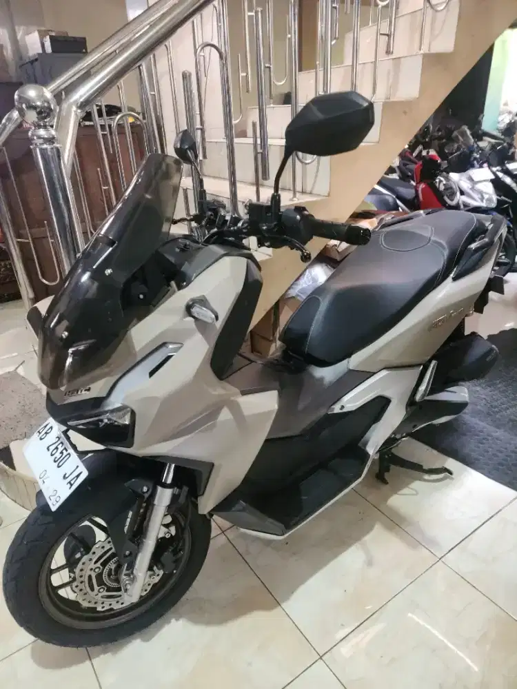 Adv 160 abs coklat 2024 low km Gbm