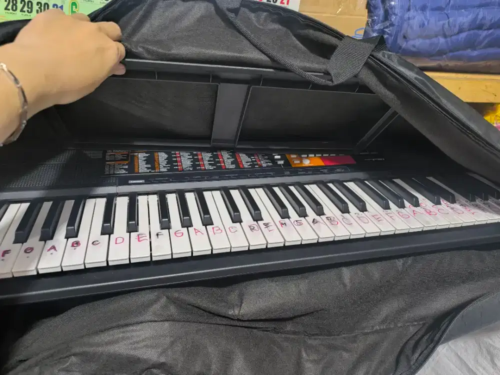 keyboard yamaha PSR F51