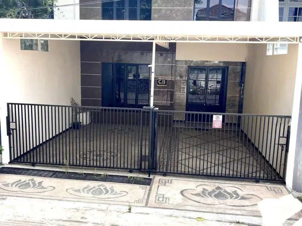 Jual Rumah Cakep dekat CW. Jl Kris Kencana sari Surabaya