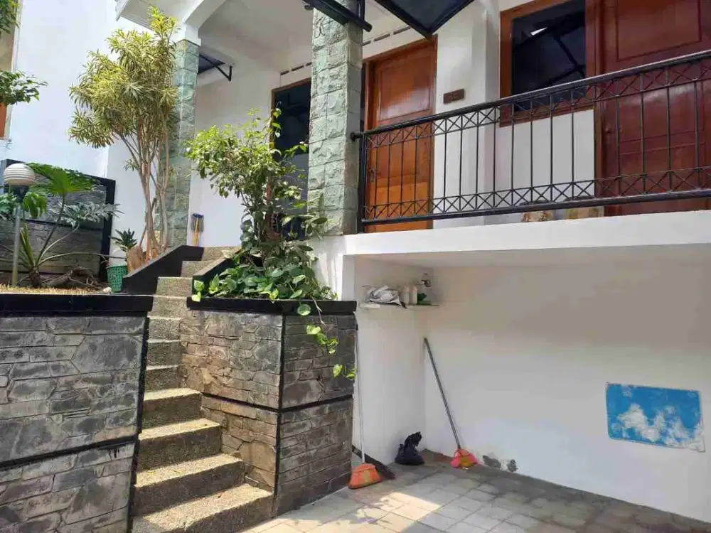 Disewakan Rumah Full Furnished di Setra Duta