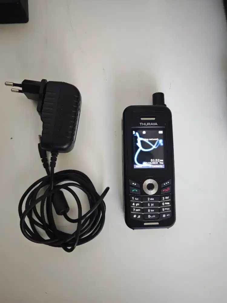 hp satelit Thuraya XT normal