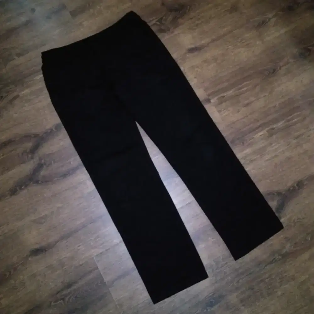 Celana Chino UNIQLO Black Original