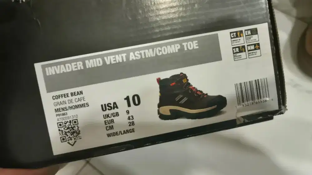 Sepatu safety catterpillar