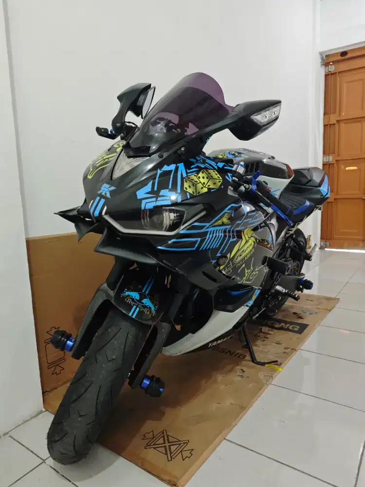 Yamaha YZF R25 2018