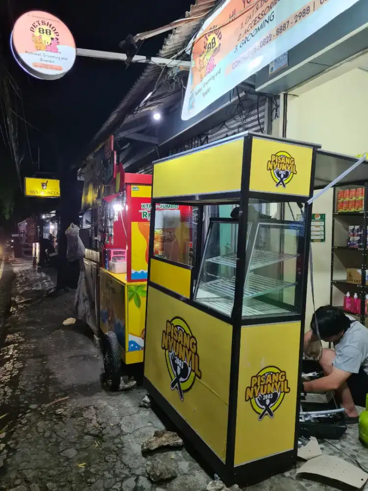 Penjual Pisang Goreng