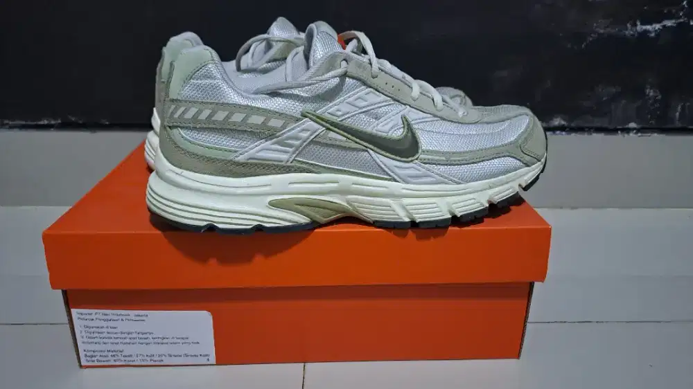 Nike Initiator Ukur 44 Original Resmi