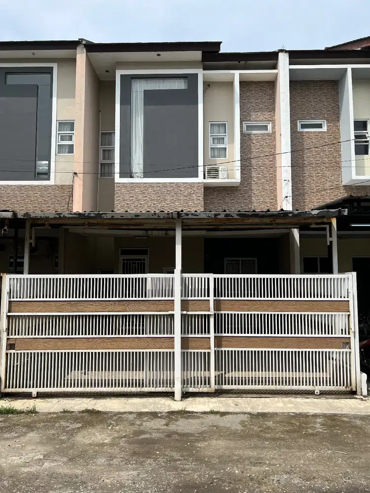 DIJUAL RUMAH NEW RENOV !!!