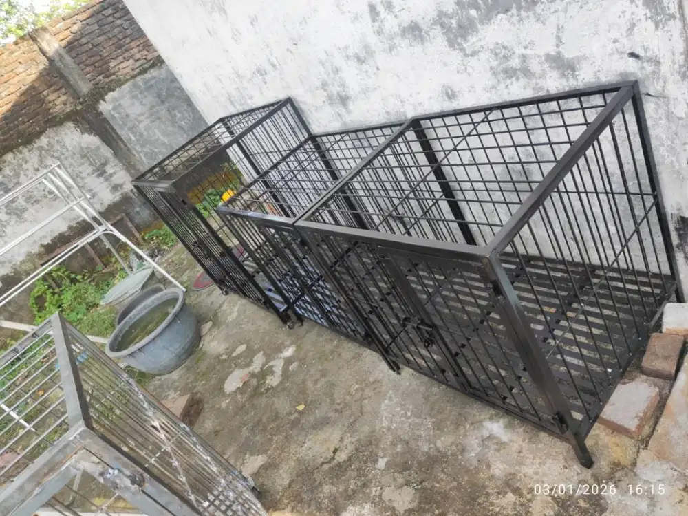 Kandang Anjing tempahan baru