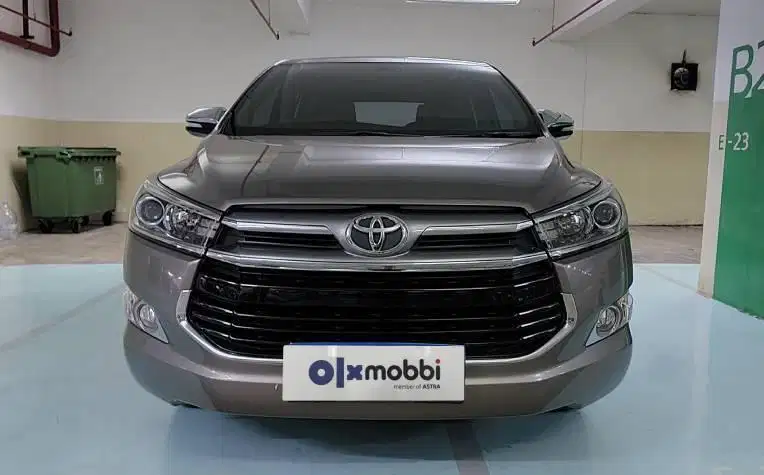 TDP 12JT Toyota Kijang Innova 2.0 Q Bensin-AT Hijau 2015