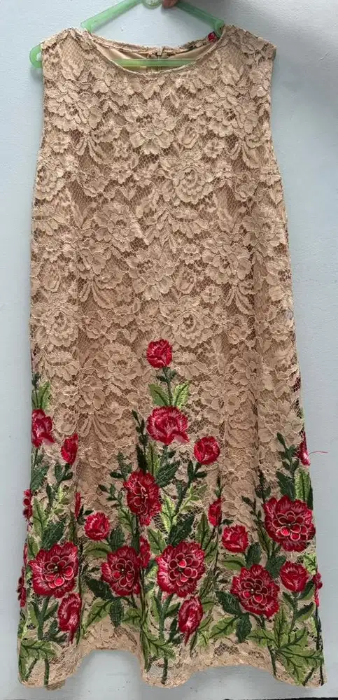 Dress Coklat Brokat Bunga