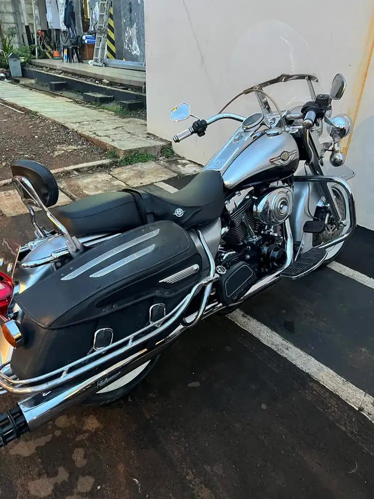 Harley Davidson Roadking Anniversary 2003