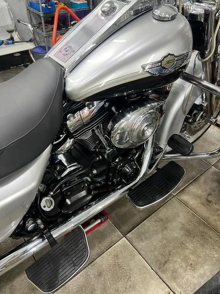 Harley Davidson Roadking Anniversary 2003