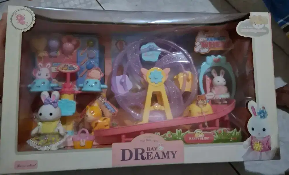 Mainan anak rumah kelinci