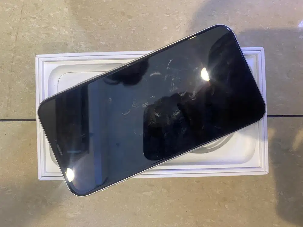 Iphone 11 64gb ibox terima cash dan kredit