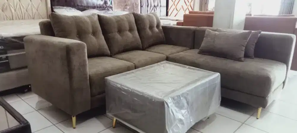SOFA TAMU AESTHETIC