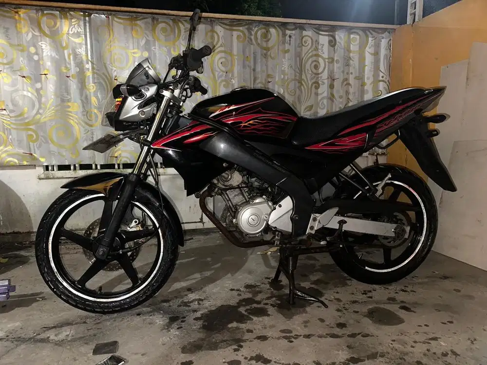 Yamaha vixion tahun 2015