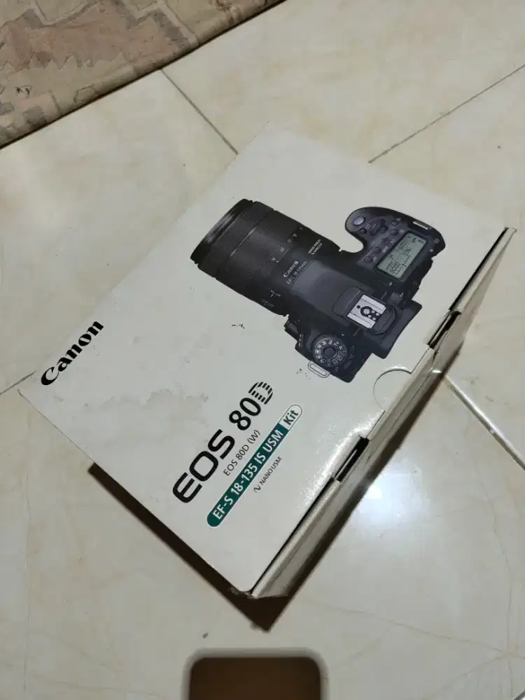 CANON EOS 80D EF-S 18-135 IS USM KIT
