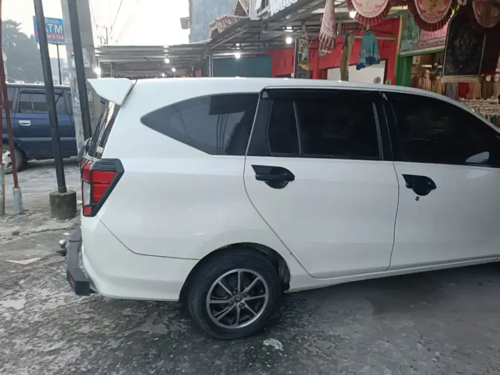 Jual mobil Cayla 2017