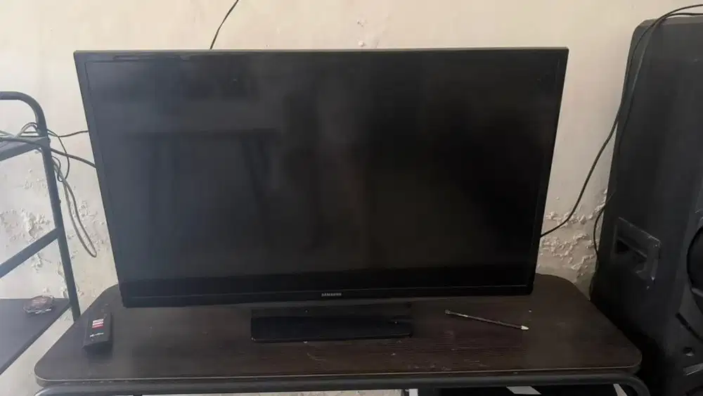 Tv samsung 32 model UA32H4100AW