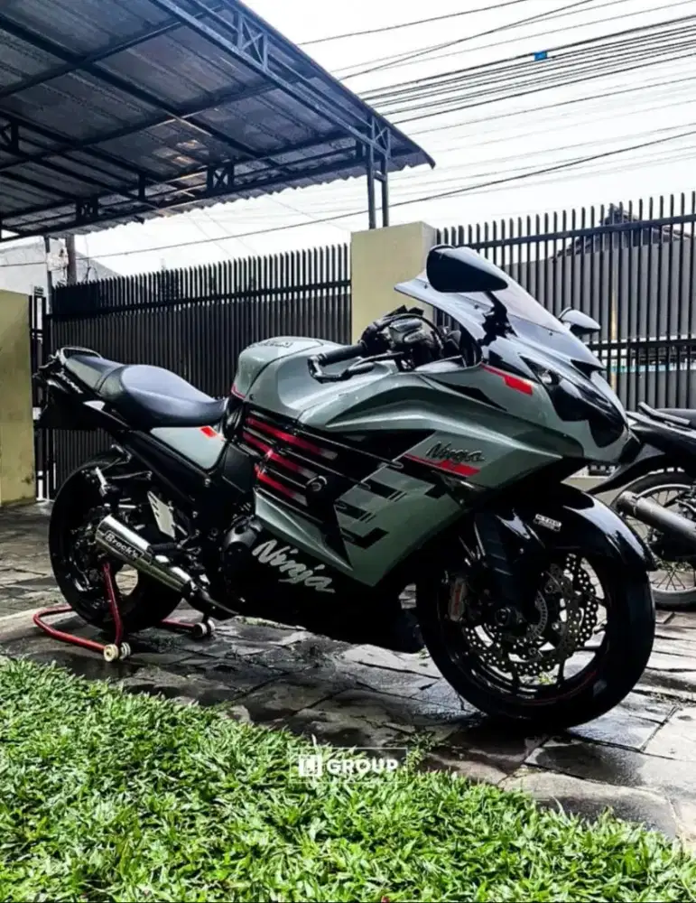 FOR SALE!! Kawasaki Ninja ZX-14R ABS KTRC 2013