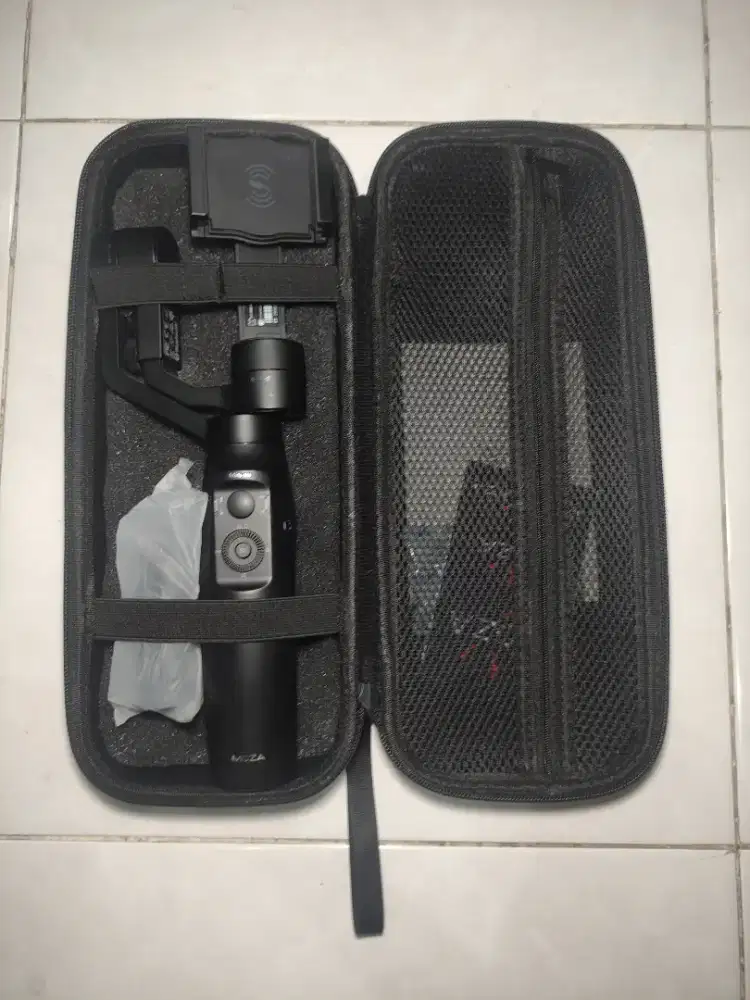 Gimbal Handphone Moza Mini-mi Like New